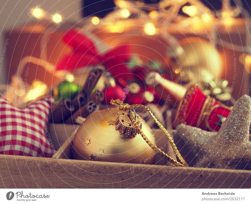 Silver decorations xmas decoration hi-res stock photography and