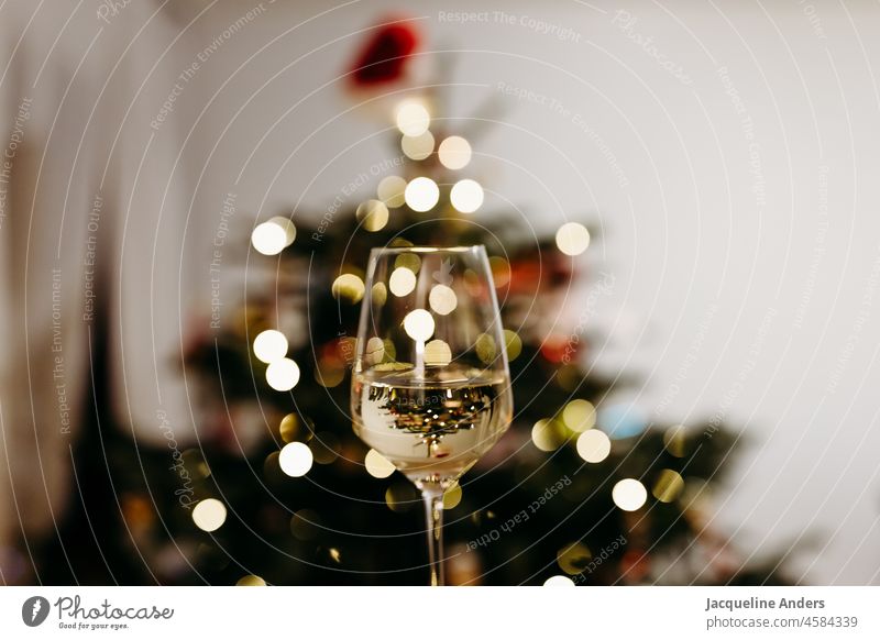 wine glass bokeh photography